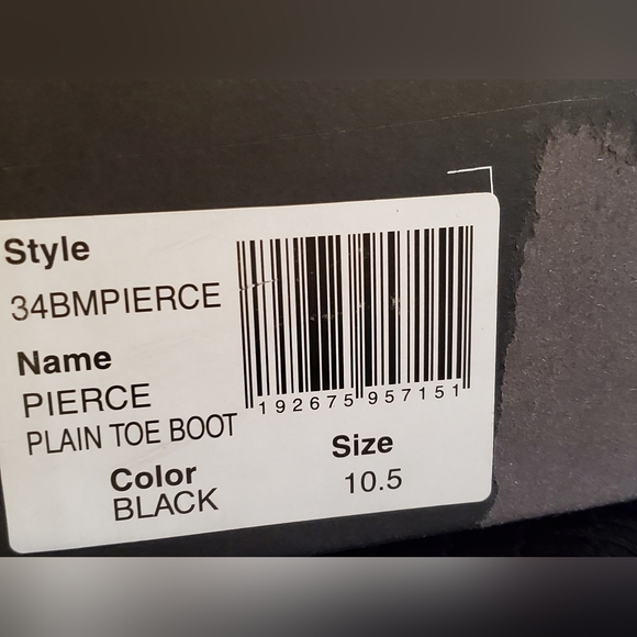 NIB sz 10.5 Bloomingdale\'s Men\'s Store shoes